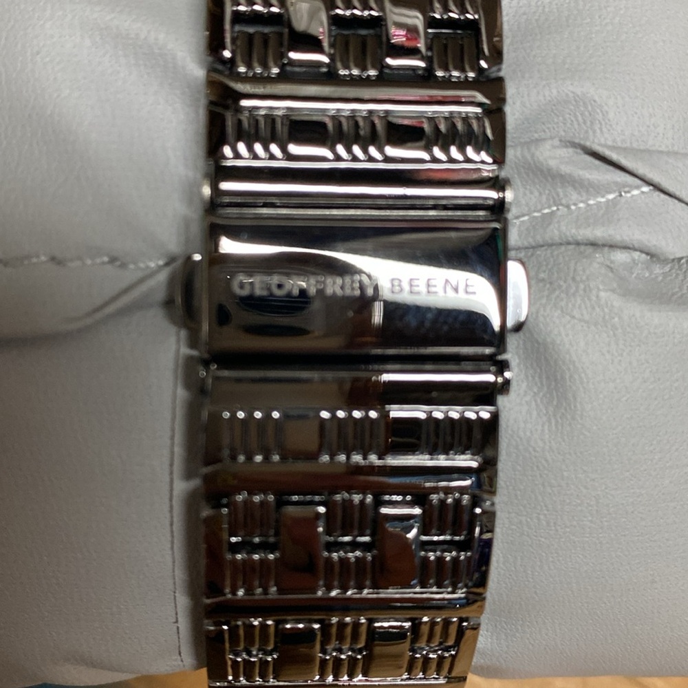 Geoffrey Beene Mens Diamond Blue Black Dress Watch 43mm SS Bracelet NWT - Picture 3 of 8